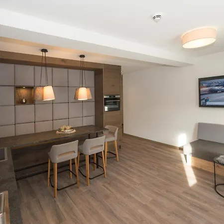 Der Zirmhof In - Joker Card Included In Summer Apartment Saalbach-Hinterglemm